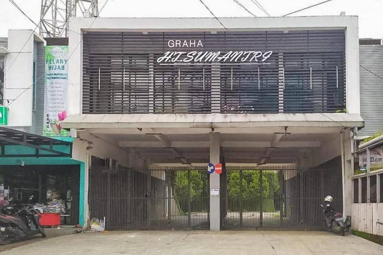 فندق Graha Ht Sumantri Mitra Reddoorz تاسيكمالايا المظهر الخارجي الصورة